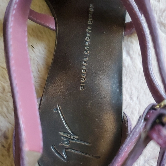 Giuseppe Zanotti Designs Gladiator Purple Strappy Sandals Size 38 - Picture 7 of 9